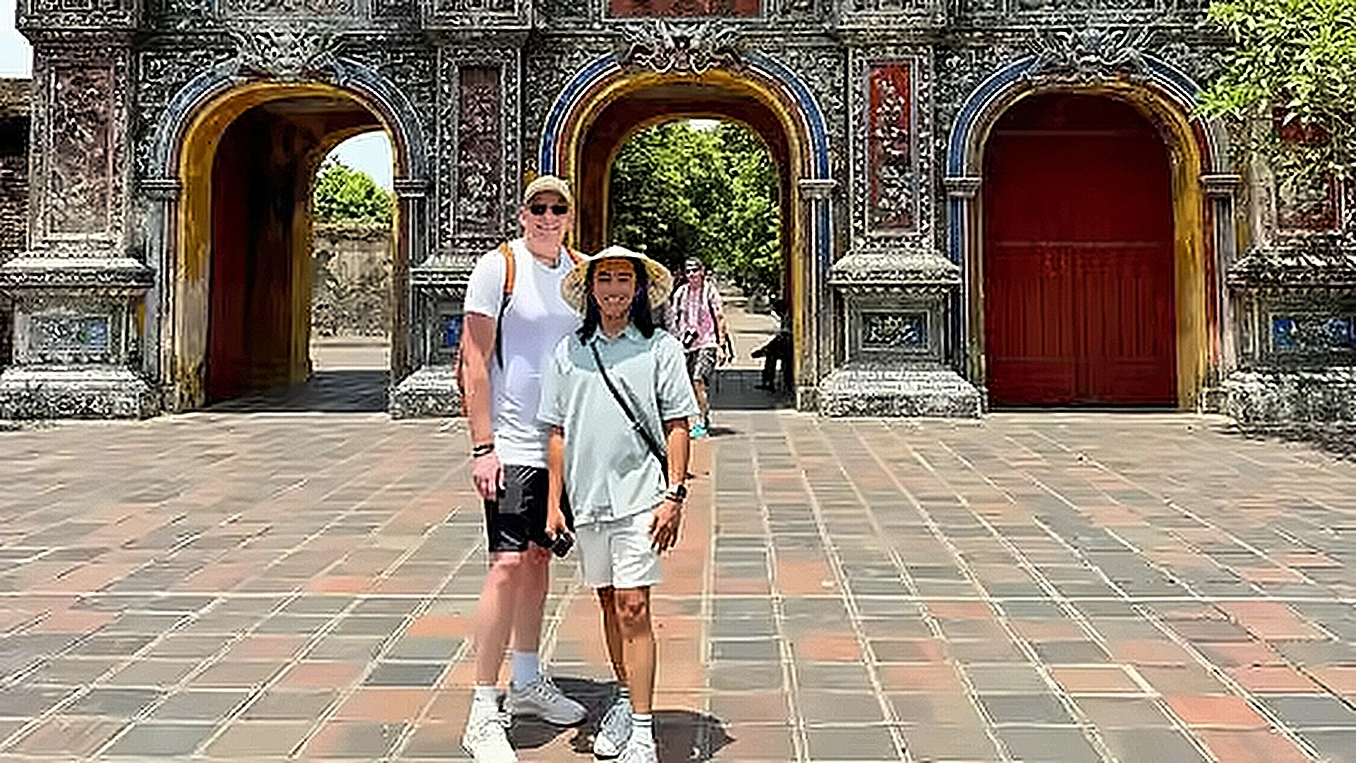 Day tour | Ancient Hue Costume tour (Huong Village – An Dinh Palace)